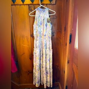 new with tags floral Taylor brand dress